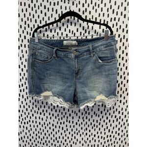 Torrid Short Womens Size 16 Blue Denim Cotton Distressed Medium Wash Pockets